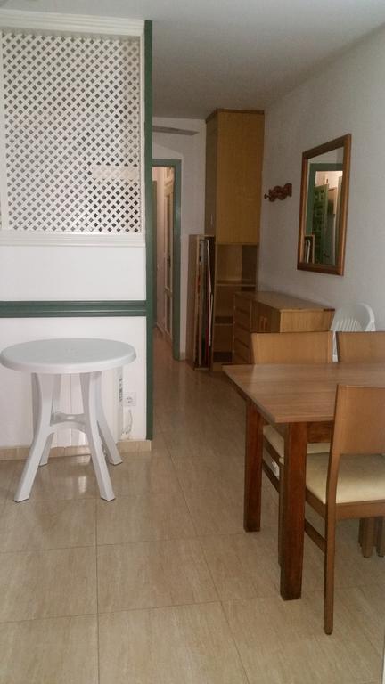 Apartaments Geminis Cambrils Chambre photo
